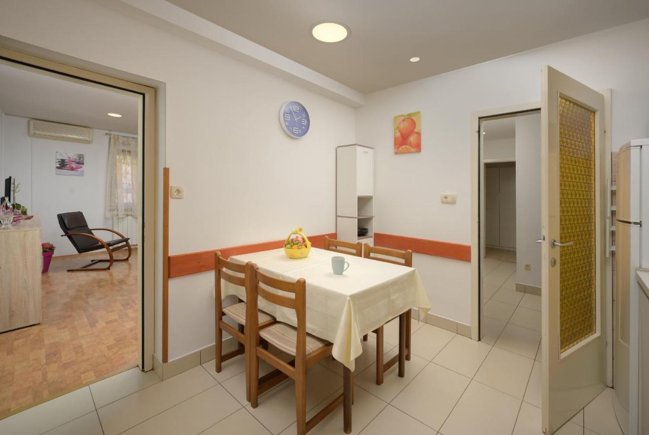 Apartment Tea Pula Exterior foto